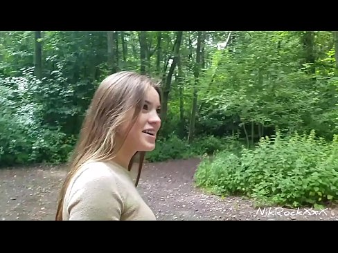 ❤️ Ek het vir Evelina voorgestel dat ons in 'n publieke plek naai! Sy het ja gesê. Toe genaai ek haar in die gat en kom in haar mond. Toe vis sy haarself. ❤️ Russiese pornografie by ons af.oldsex.ru ﹏
